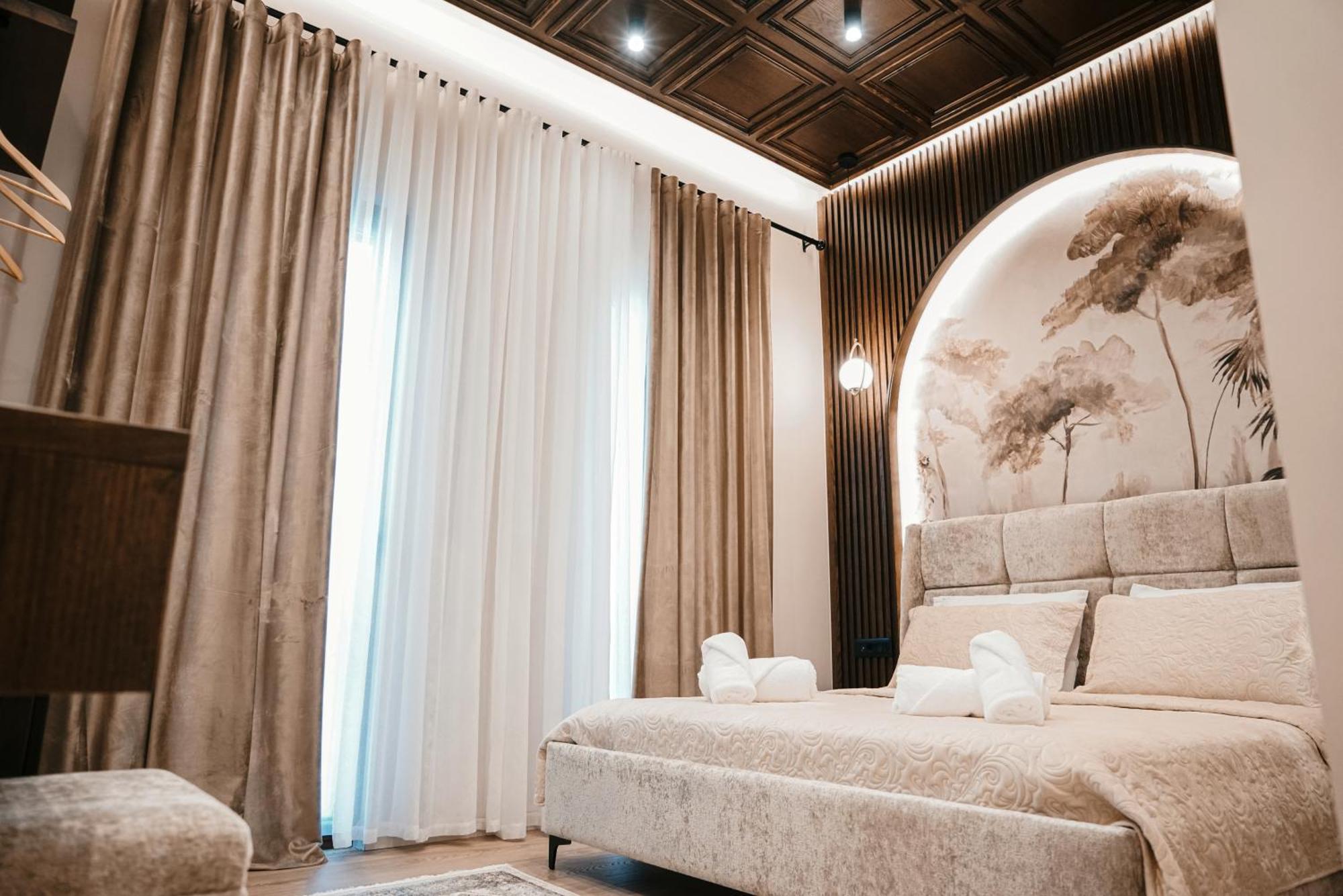 Sino Boutique Hotel *